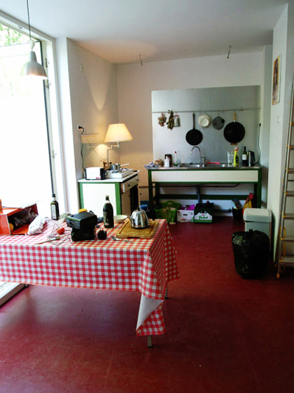 An image of Sofa's kitchen.